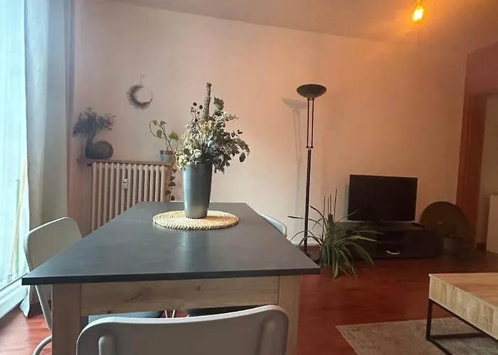 Le Coteau Center Near Train Station