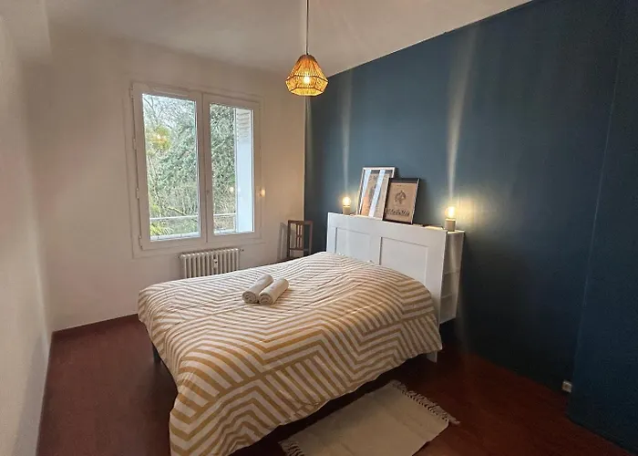 Le Coteau Center Near Train Station Poitiers